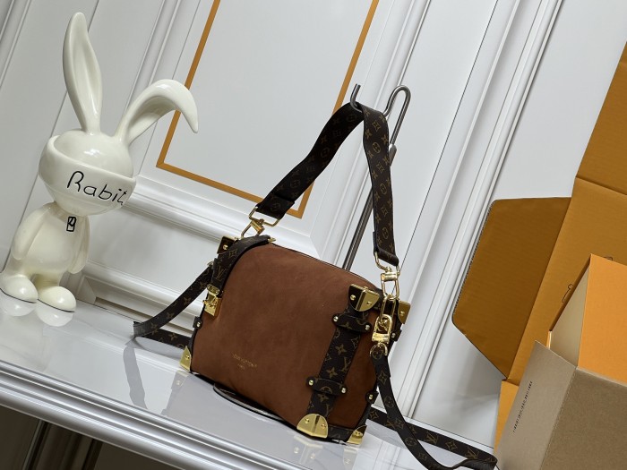 LV Side Trunk Bag M15072 XX051 23.5cm