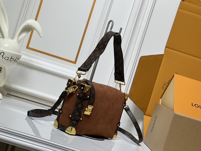 LV Side Trunk Bag M15072 XX051 23.5cm