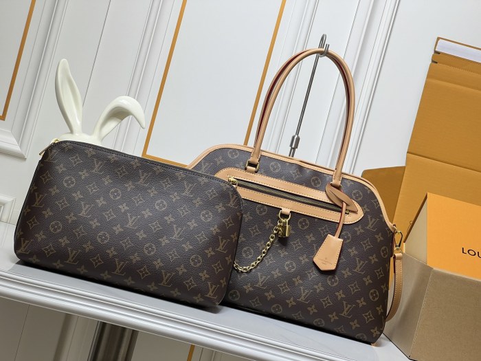 LV Ever More PM Bag M15208 XX041051 28-35cm