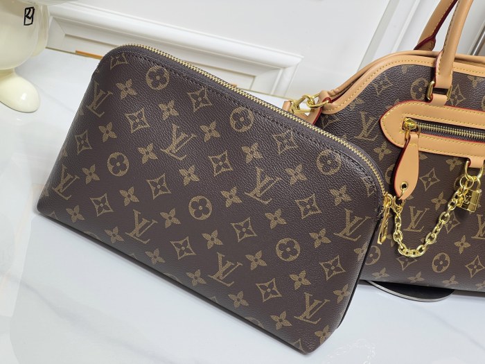 LV Ever More PM Bag M15208 XX041051 28-35cm