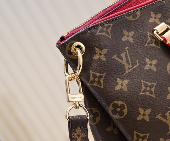 LV Pallas Bag M40906 XX071 34cm