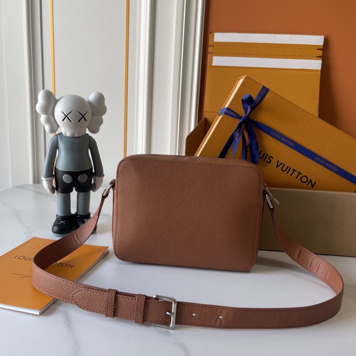 LV Boarding Bag M15265 XX051 24cm