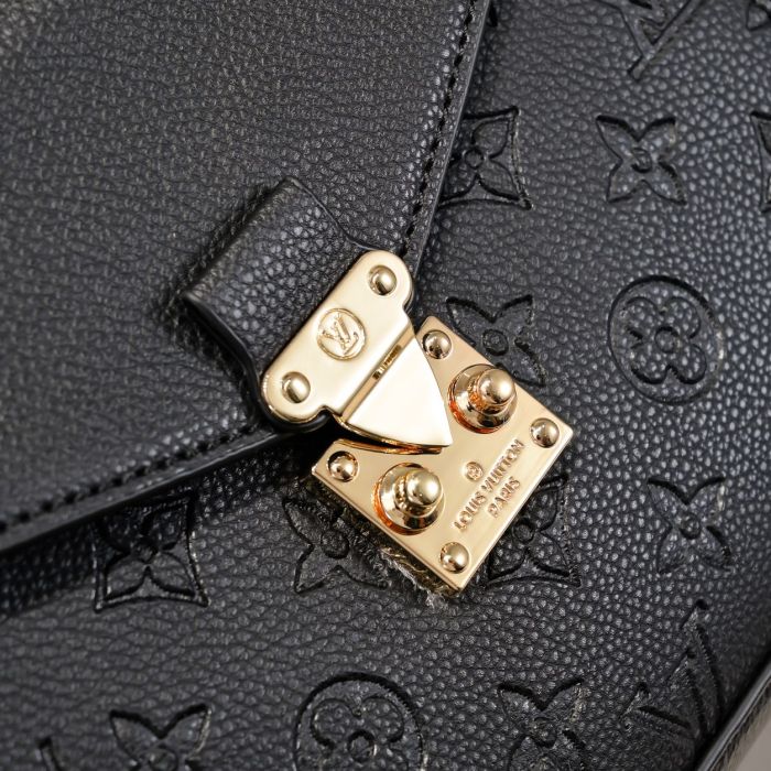 LV Métis Bag M40781 XX071 36cm