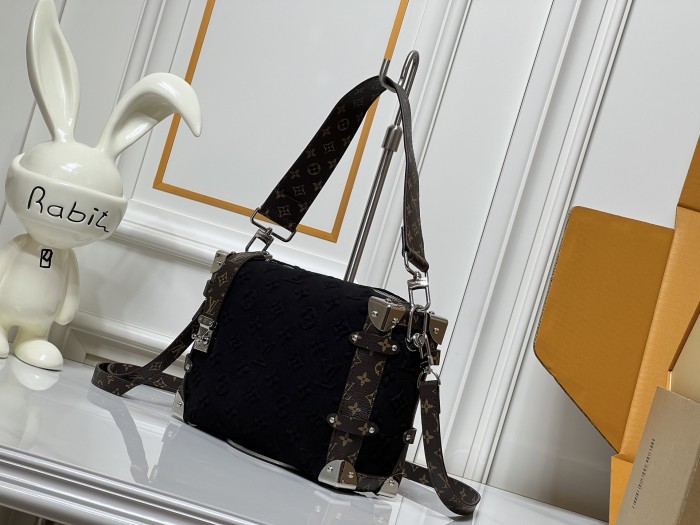 LV Side Trunk Bag M46358 XX061 21cm