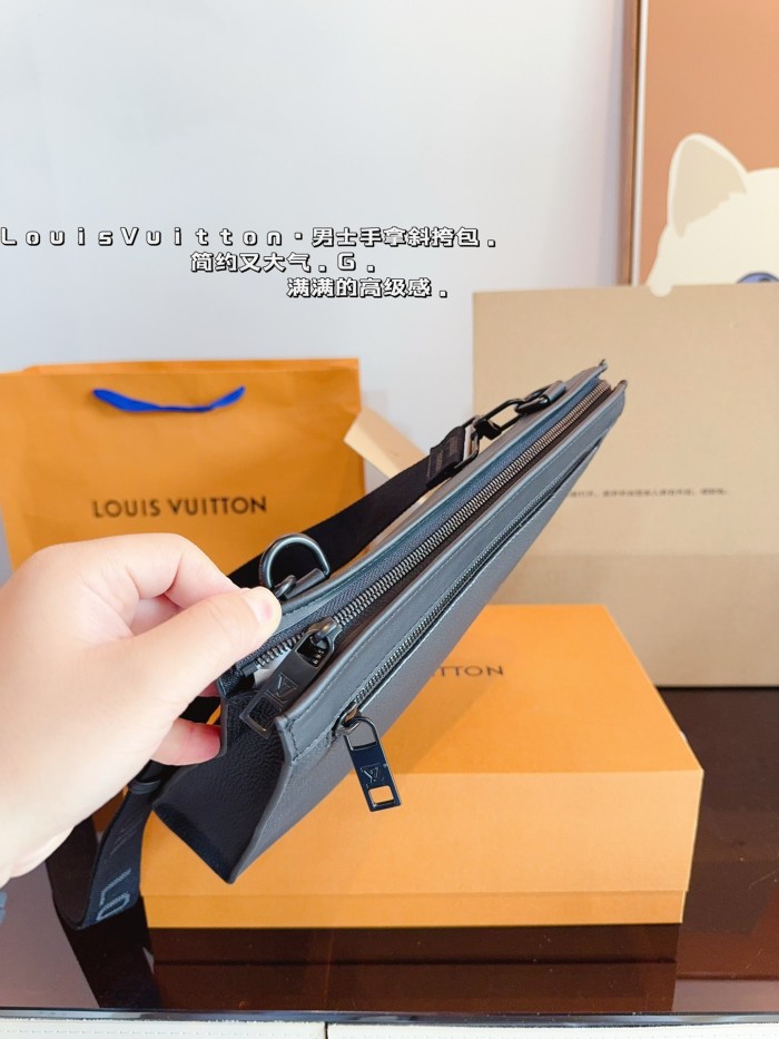 LV Outdoor Bag 191 DB052 28cm