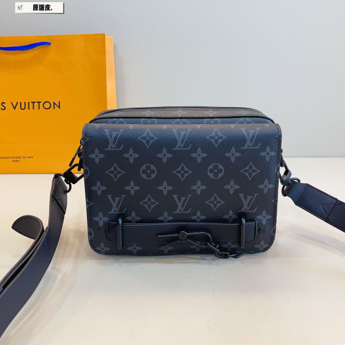 LV Outdoor Bag 193 DB042062 24cm