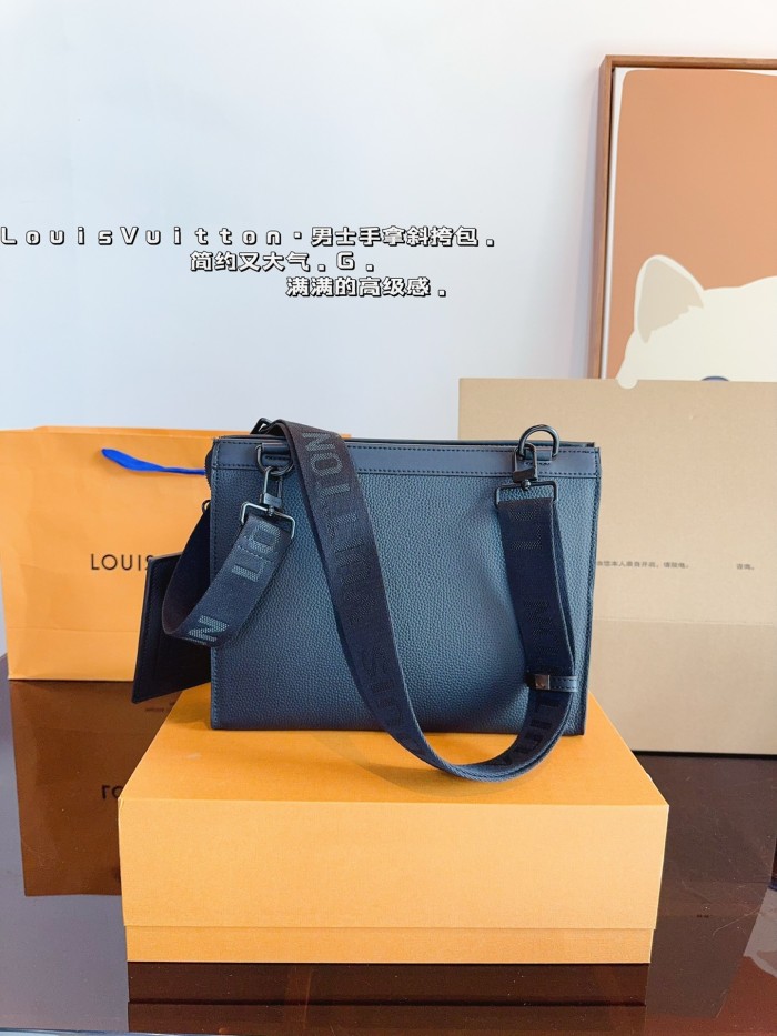 LV Outdoor Bag 191 DB052 28cm