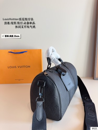LV Outdoor Travel Bag 202 DB562 35cm
