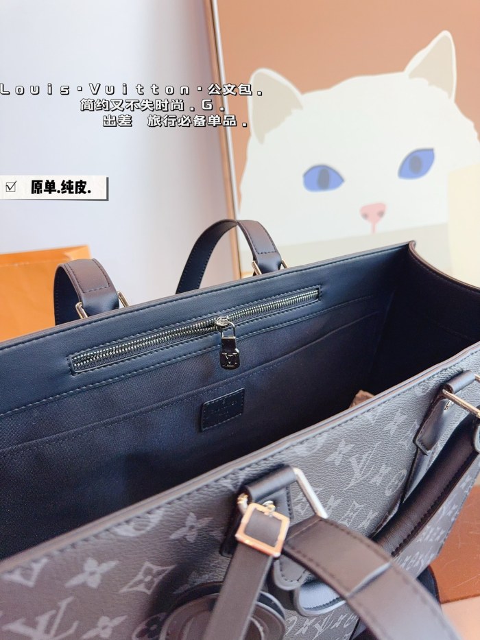 LV Briefcase 215 DB023043 40cm