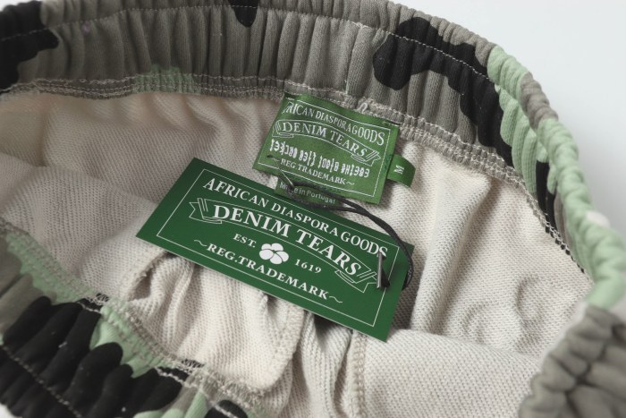 DENIM TEARS Sweatpants 8008