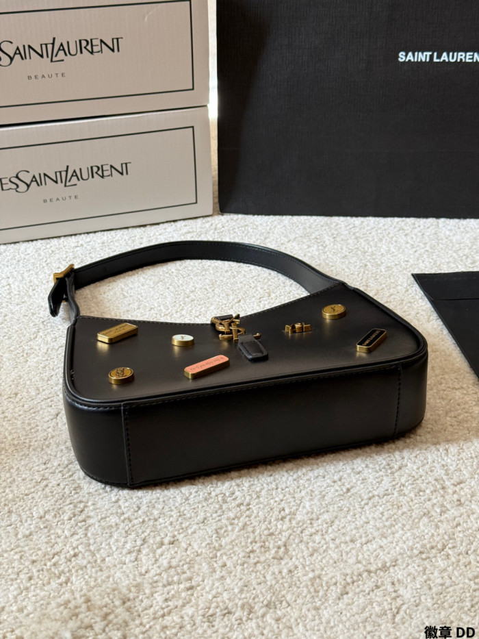 YSL Le5A7 Hobo Bag 032 DB532 24cm