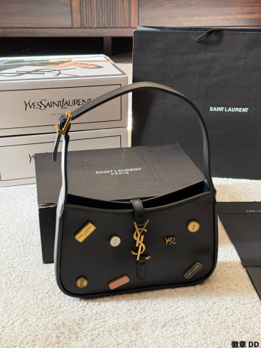 YSL Le5A7 Hobo Bag 032 DB532 24cm