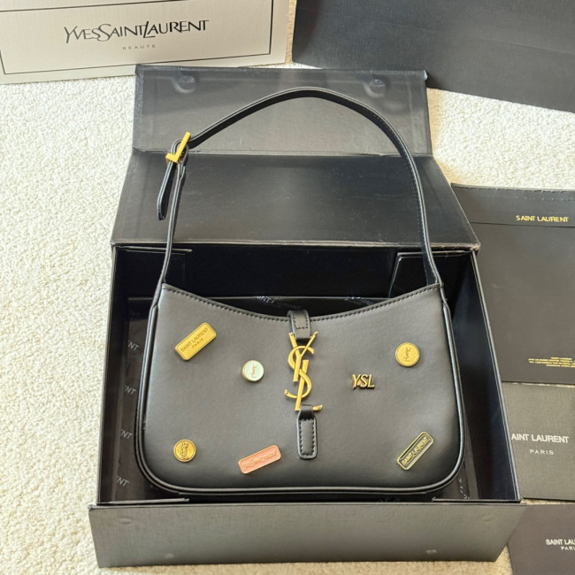 YSL Le5A7 Hobo Bag 032 DB532 24cm