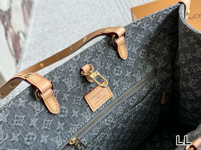 LV OnTheGo Tote 230 DB542 34cm