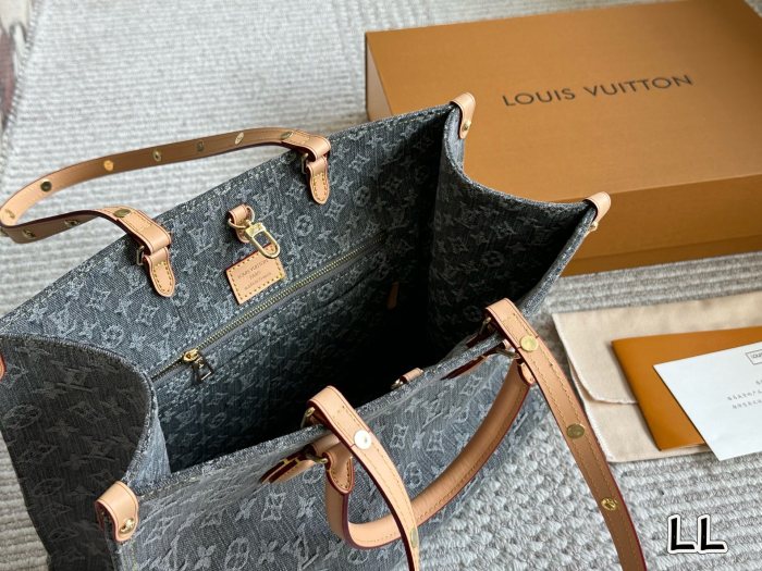 LV OnTheGo Tote 230 DB542 34cm