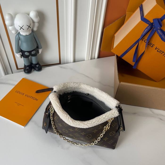 LV CarryAll BB Bag M26568 LM061 26cm