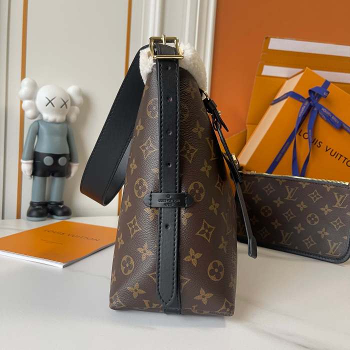 LV CarryAll Bag M46203 LM071 29cm