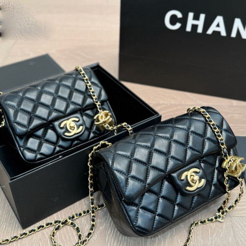 Chanel Shoulder Bag 074 DB571 17-20cm