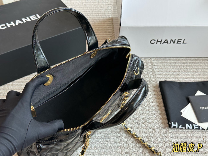 Chanel Handbag 076 DB003 31cm