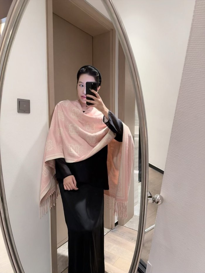 Givenchy scarf 001 200*65cm
