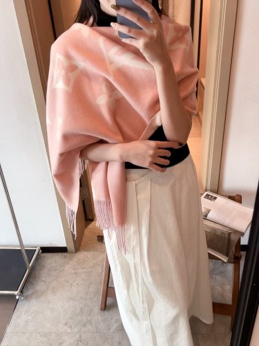 LV scarf 002 220*60cm