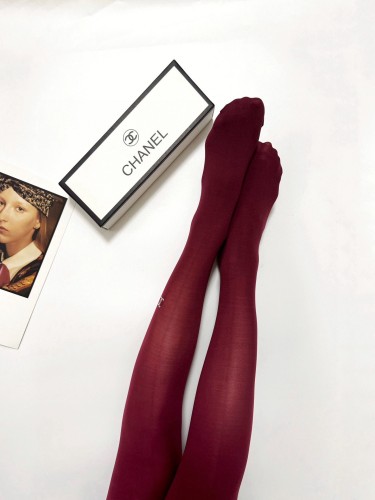 Chanel Silk Stockings 010