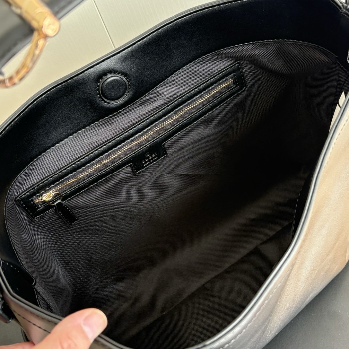 Gucci Beatrix Bag 850926 HH012 35cm