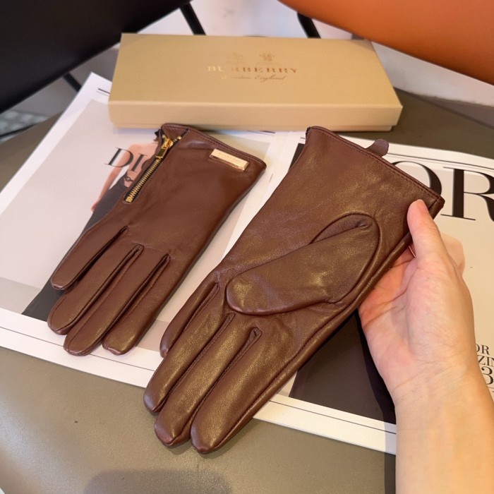 Burberry Gloves 002