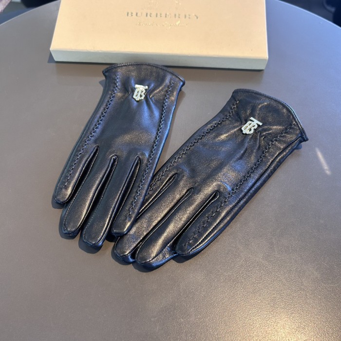 Burberry Gloves 003