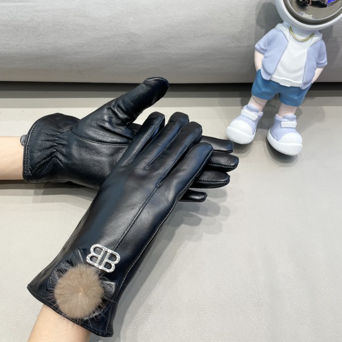 Balenciaga Gloves 001