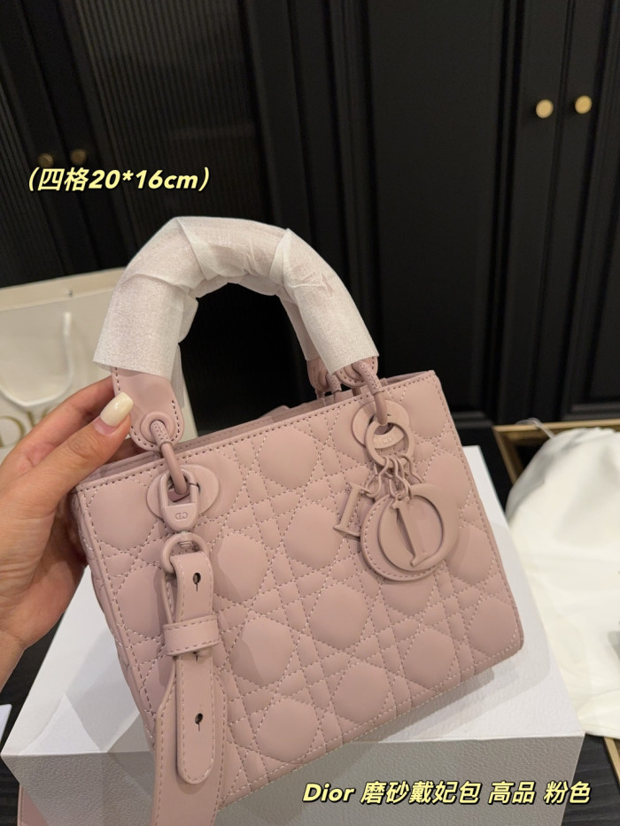 Dior Lady Dior Bag 012 DB002502512 17-24cm