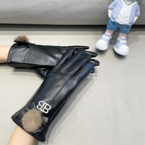 Balenciaga Gloves 001