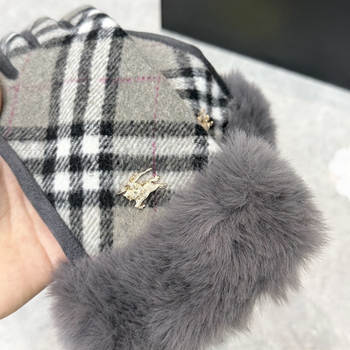 Burberry Gloves 008
