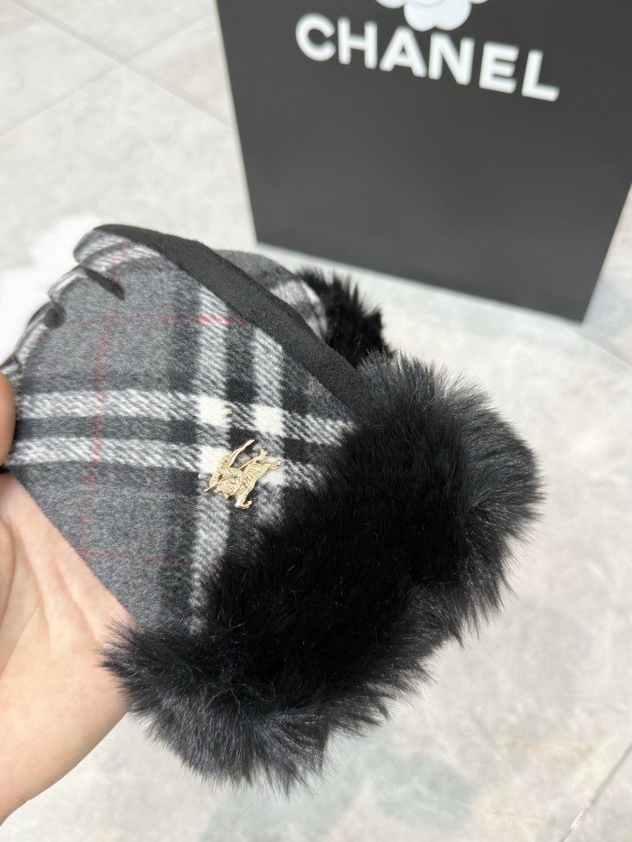 Burberry Gloves 008