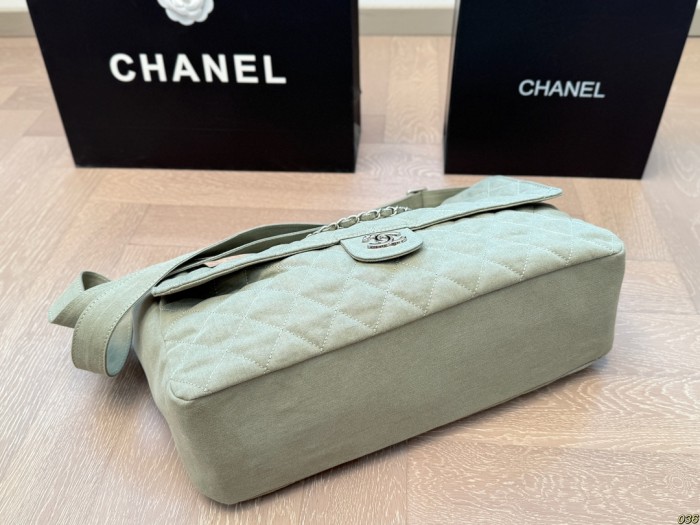 Chanel Handbag 083 DB591 42cm
