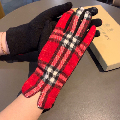 Burberry Gloves 010
