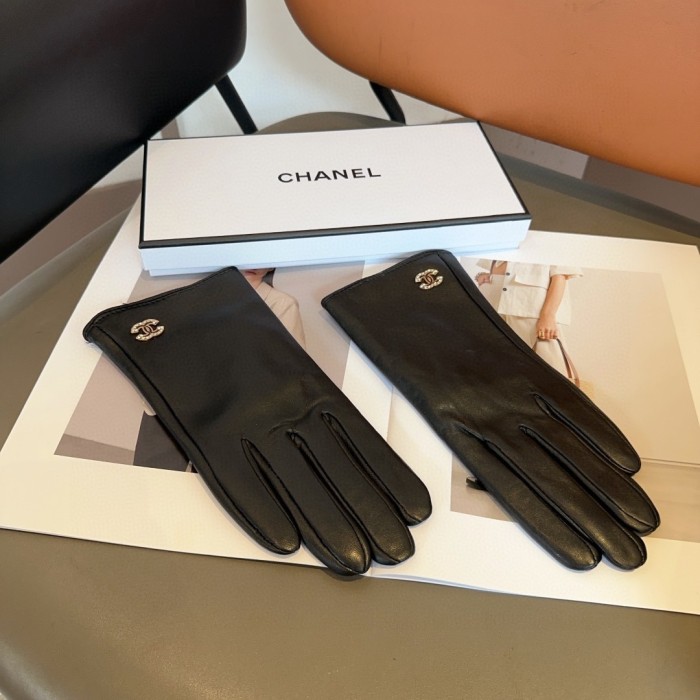 Chanel Gloves 001