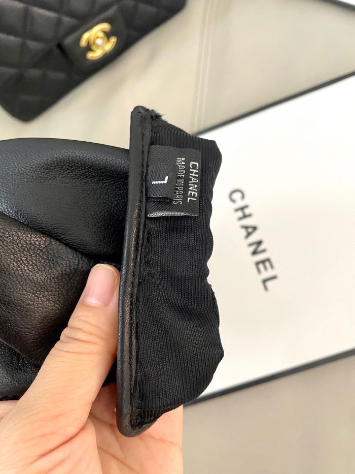 Chanel Gloves 022