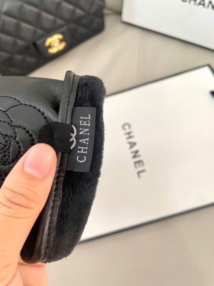 Chanel Gloves 023