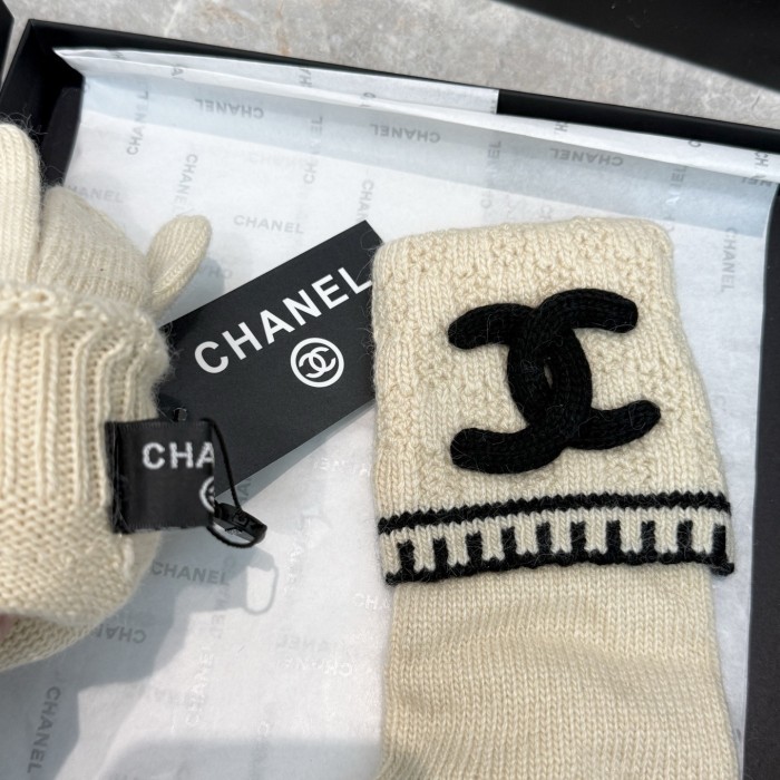 Chanel Gloves 047