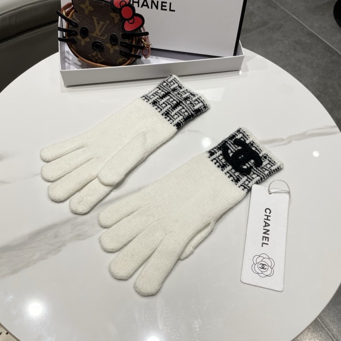 Chanel Gloves 028