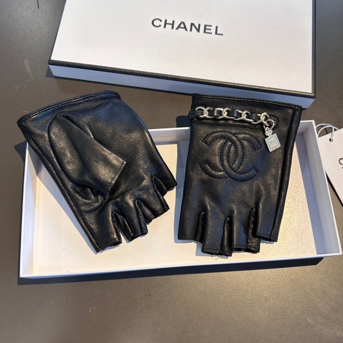 Chanel Gloves 012