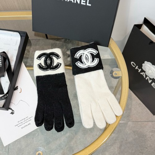 Chanel Gloves 042
