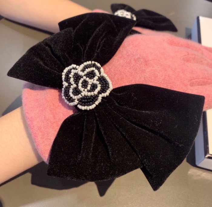 Chanel Gloves 041