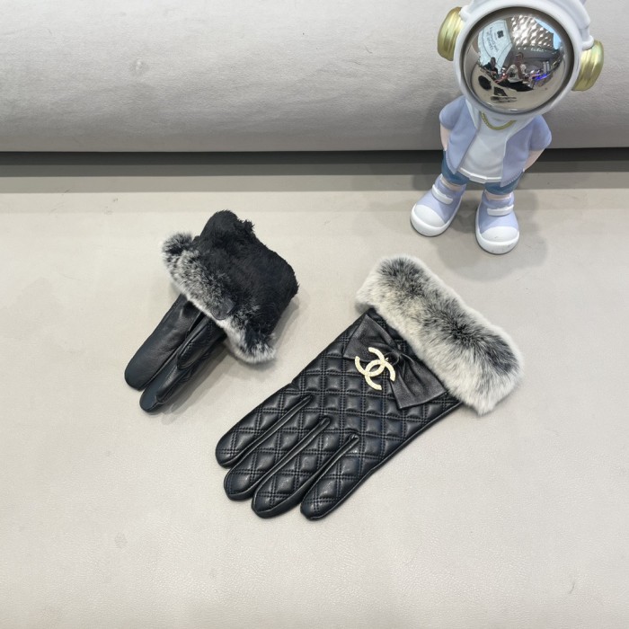 Chanel Gloves 032