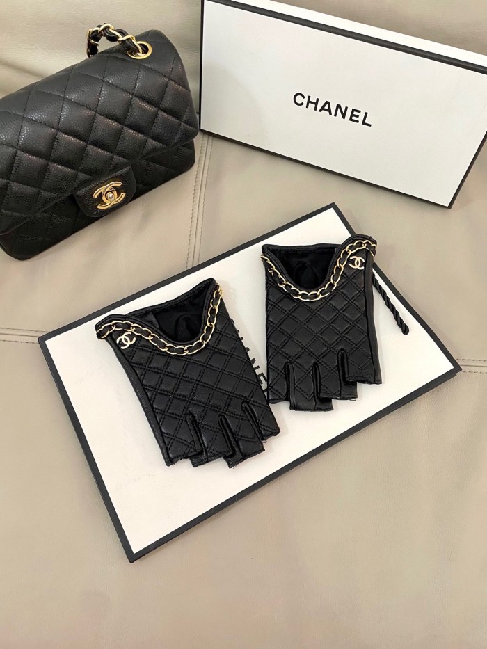 Chanel Gloves 021