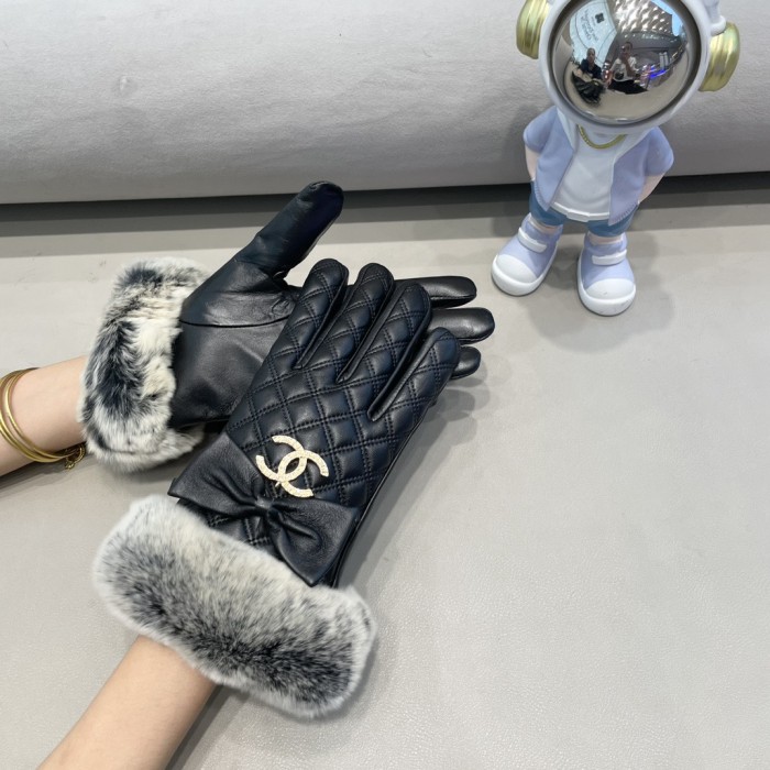 Chanel Gloves 032