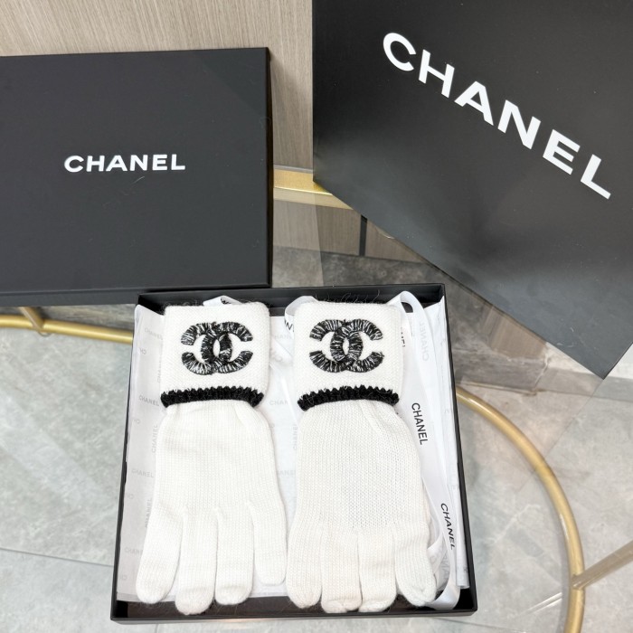 Chanel Gloves 048