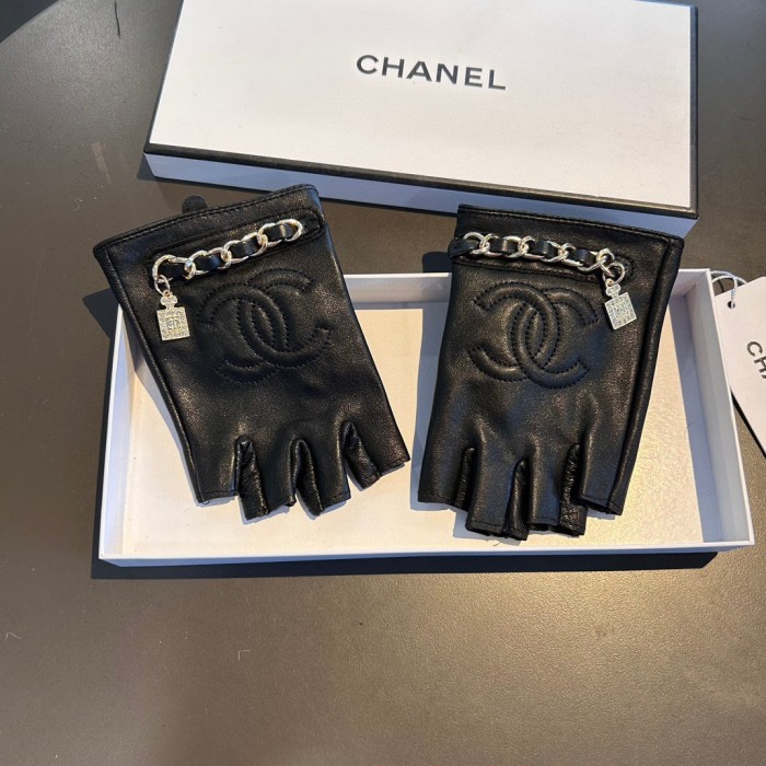 Chanel Gloves 012