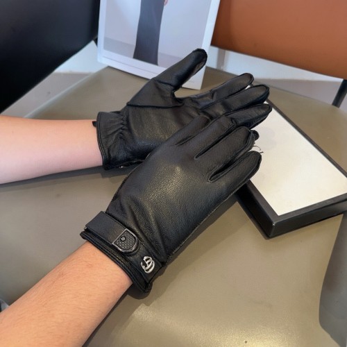 Gucci Gloves 009